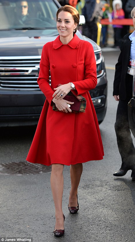 kate-middleton-in-carolina-herrera