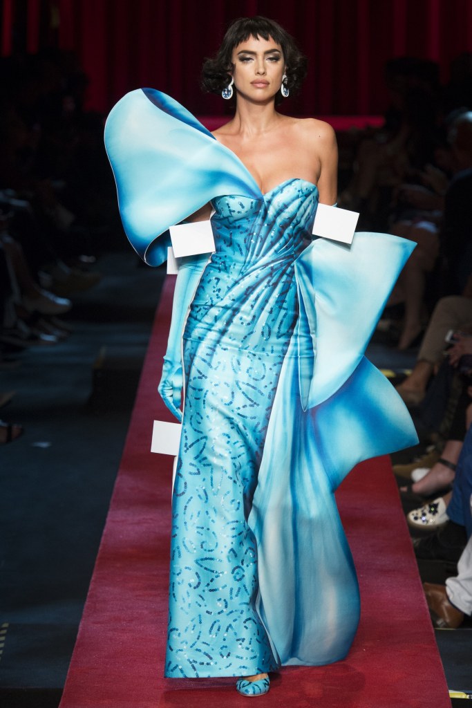 moschino-spring-2017-look-60