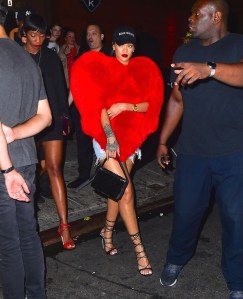 Rihanna in Saint Laurent Fall 2016 -2016.9.5-