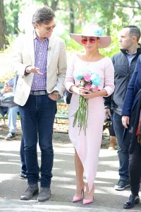 John Lennon Memorial— Lady Gaga -2016.10.25-