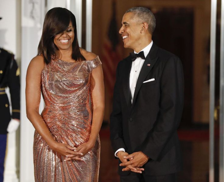 michelle-obama-in-atelier-versace-1