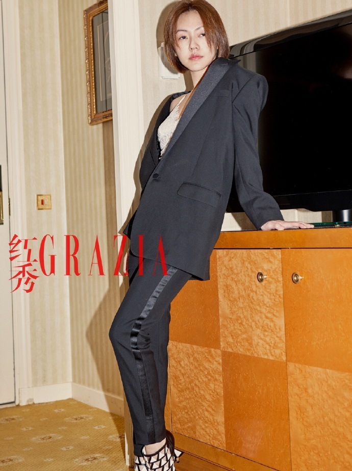 s-dee-in-stella-mccartney-fall-2016-2