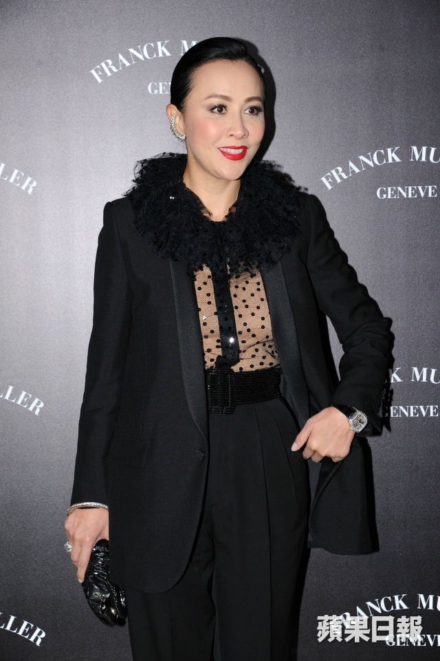 carina-lau-in-saint-laurent-fall-2016-2