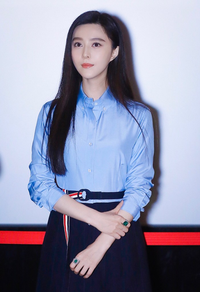 fan-bingbing-in-thom-browne-shirt-dress-1