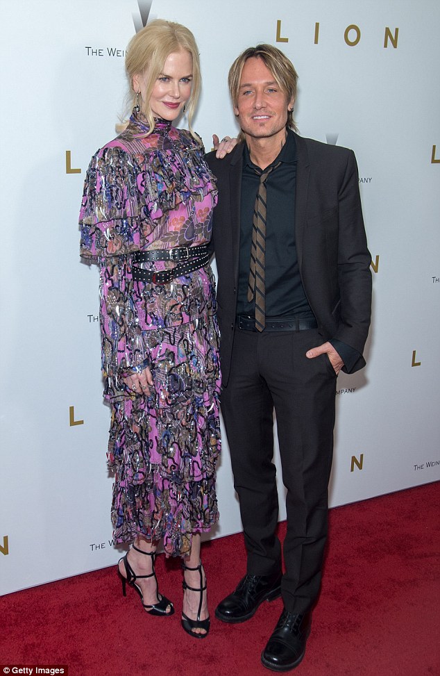 nicole-kidman-in-rodarte-spring-2017-3