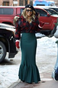 Mariah Carey on Christmas Eve -2016.12.27-