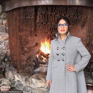 Salma Hayek in Alexander McQueen Resort 2017 -2017.1.27-