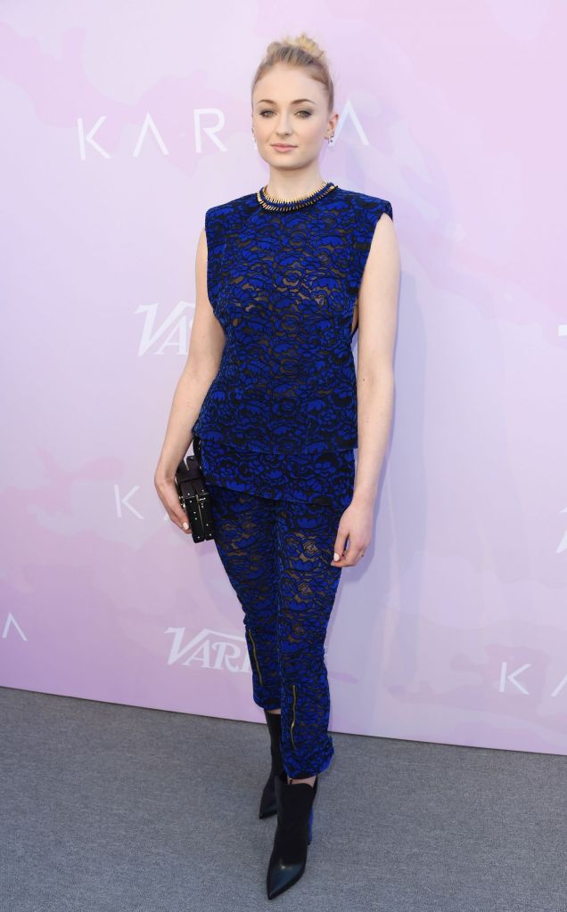sophie-turner-in-louis-vuitton-spring-2017