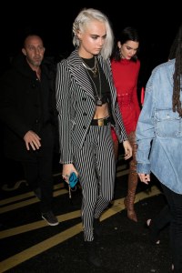 Cara Delevingne's New Hair Color -2017.3.6-